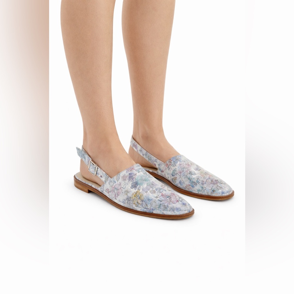 AMALFI By Rangoni Gelso Flat Slingback Flats Bianco Hair Leather Pointed Toe 9.5